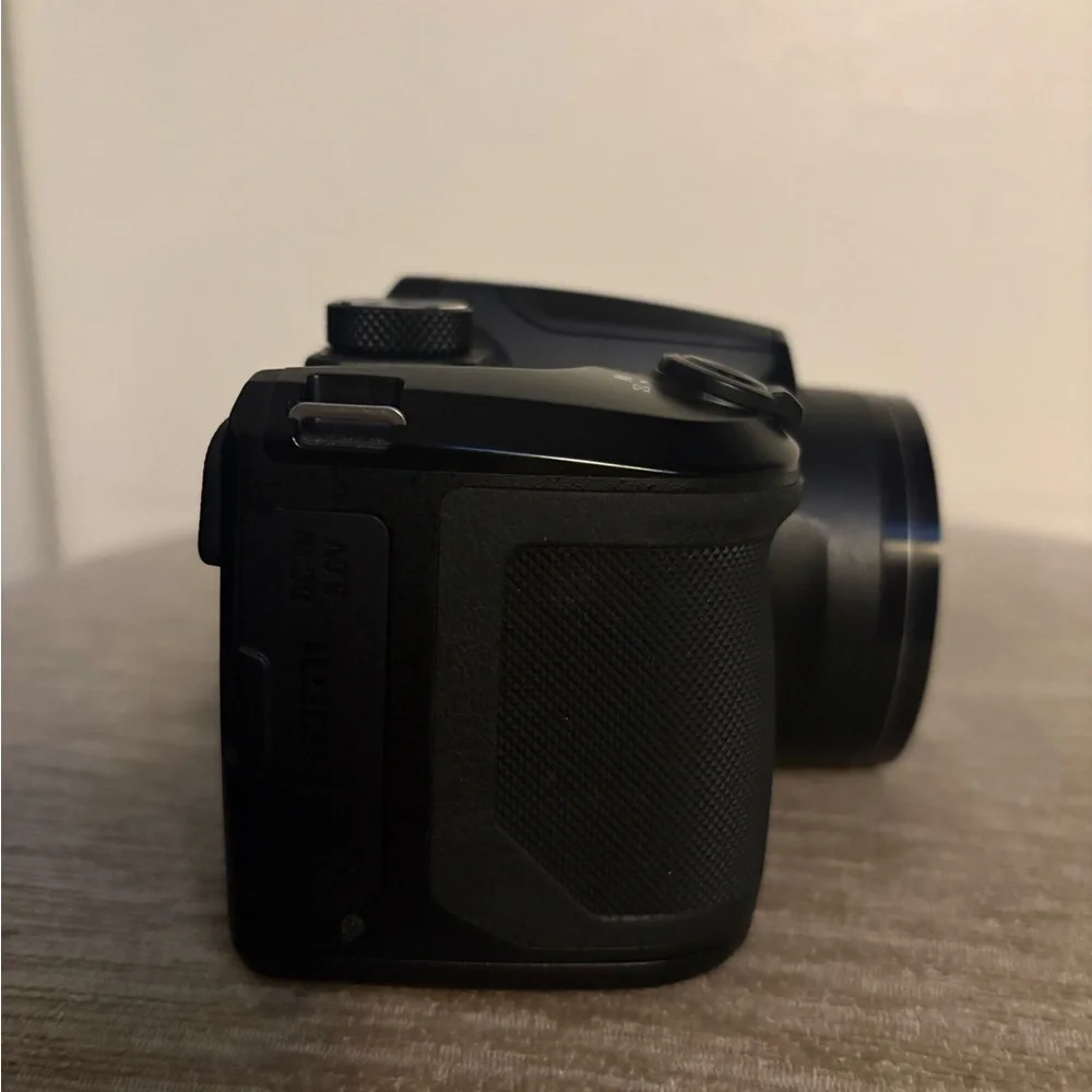 Nikon coolpix b500 Camera with 40x Wide Optical Zoom